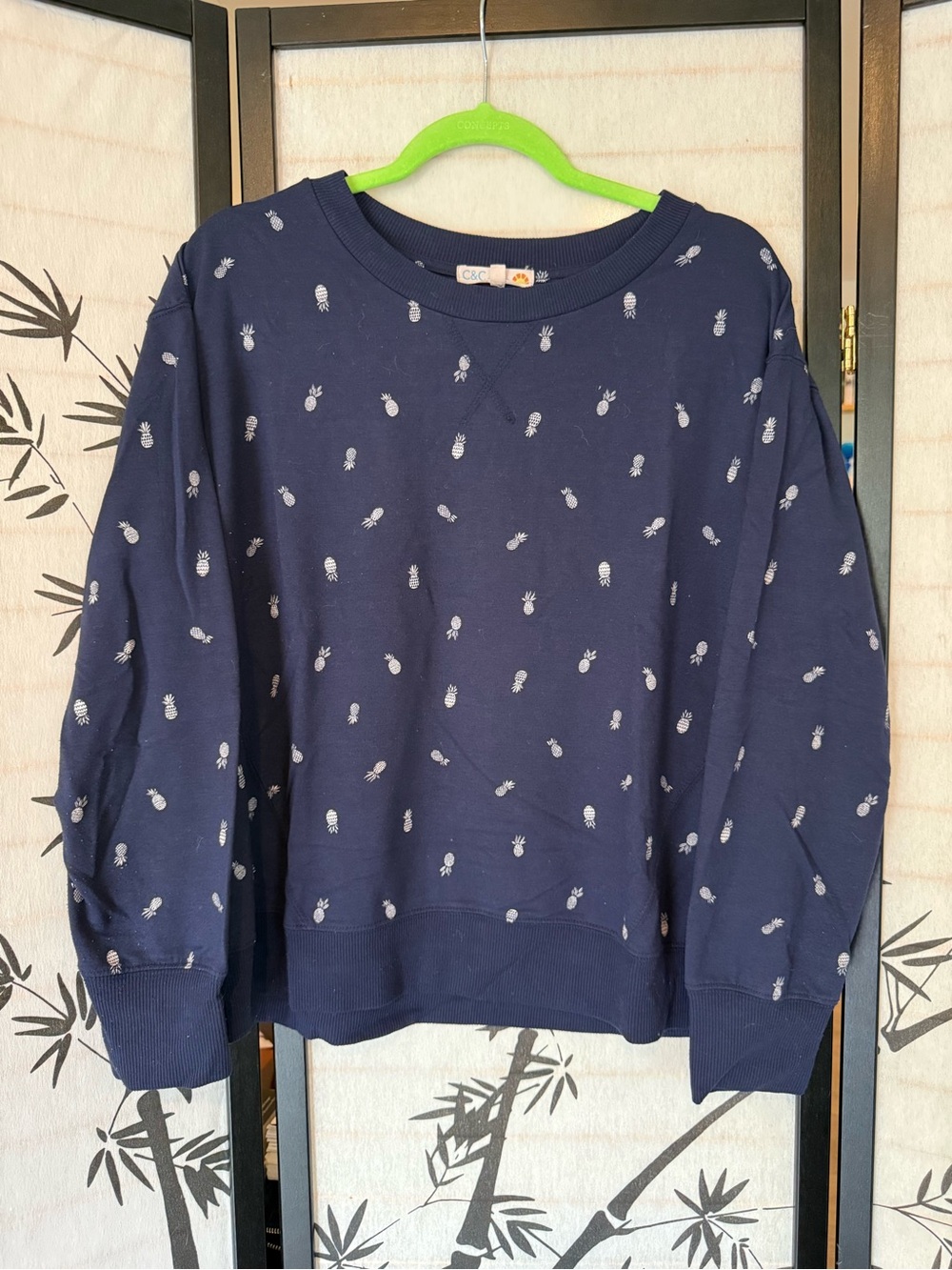 💙🍍C&C California Navy Sweatshirt with Pineapple Motif🍍💙